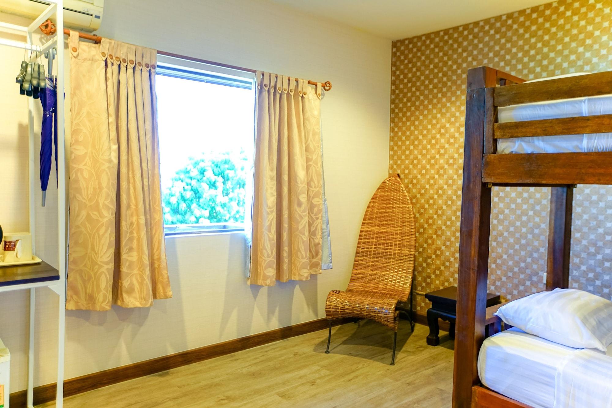 Parasol Inn Chiang Mai Old City Hotel Exterior foto